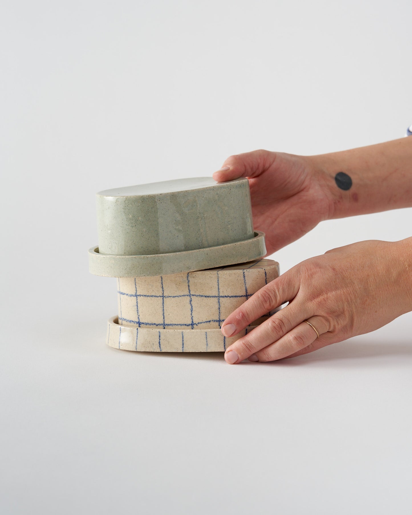 Butter dish / Pale Sage Blue