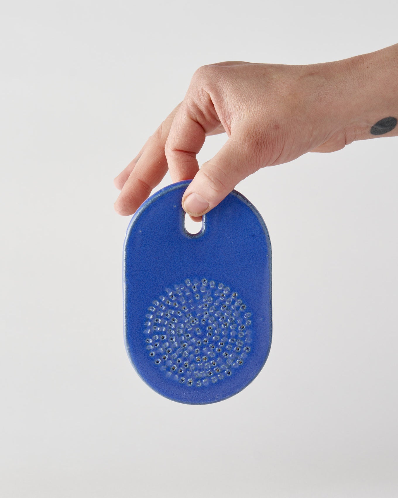 Grater / Milky Blue