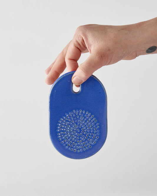 Grater / Milky Blue