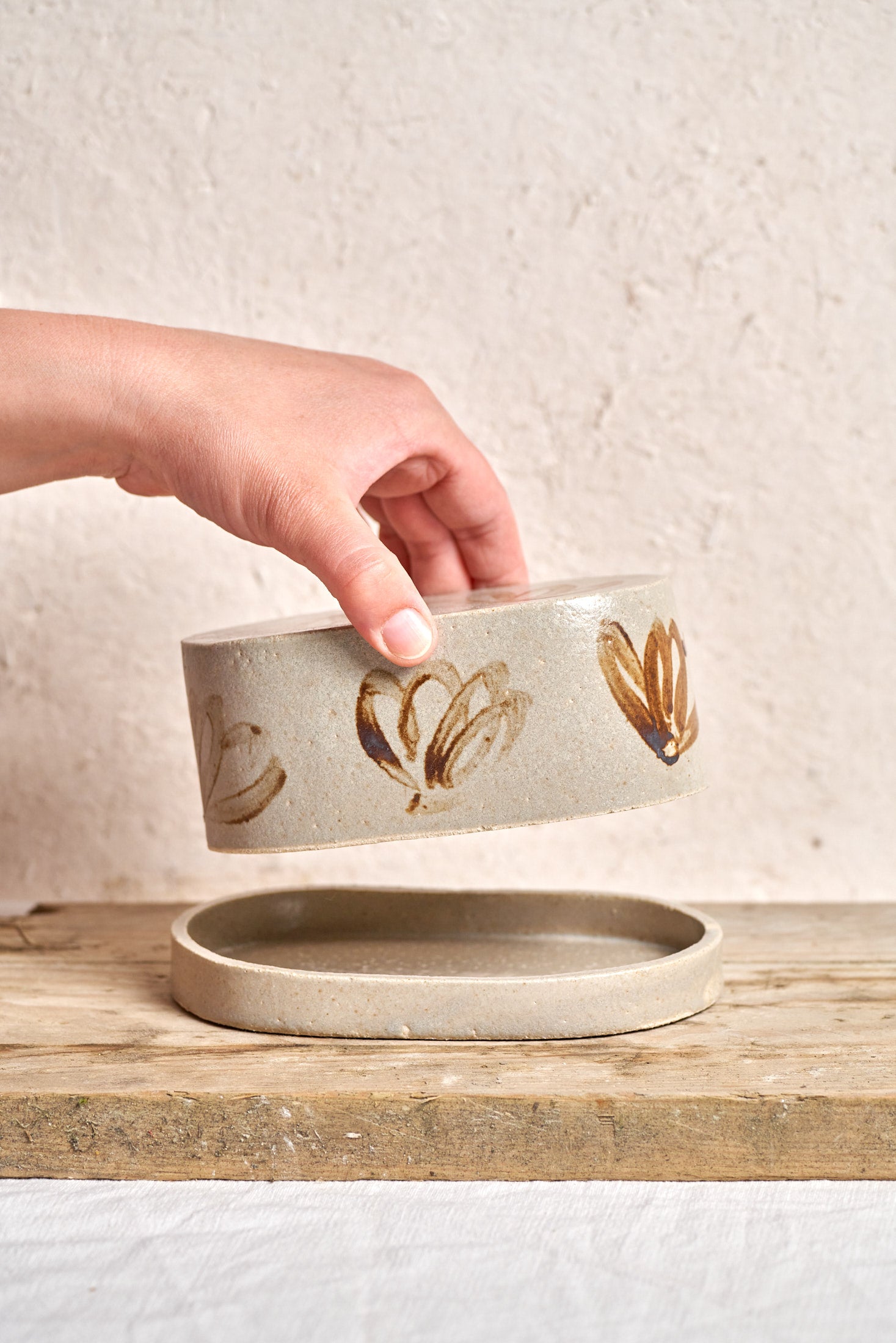 Butter dish - Flowers
