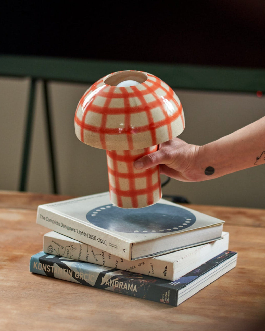 Lamp / Air Brush Orange
