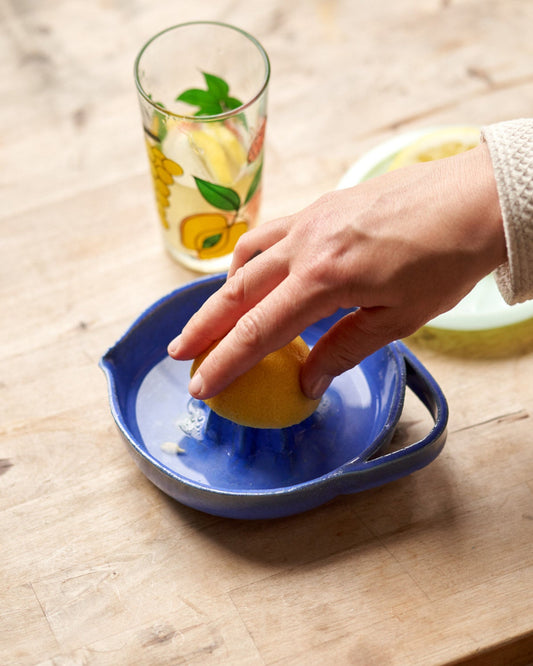 Citrus Squeezer / Milky Blue