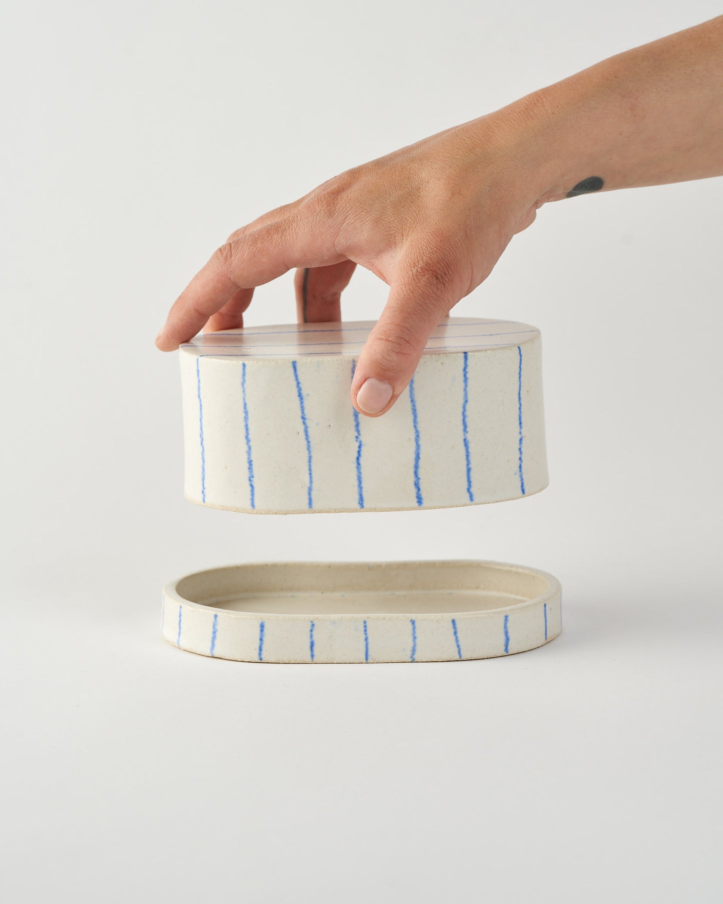 Butter dish / LINES