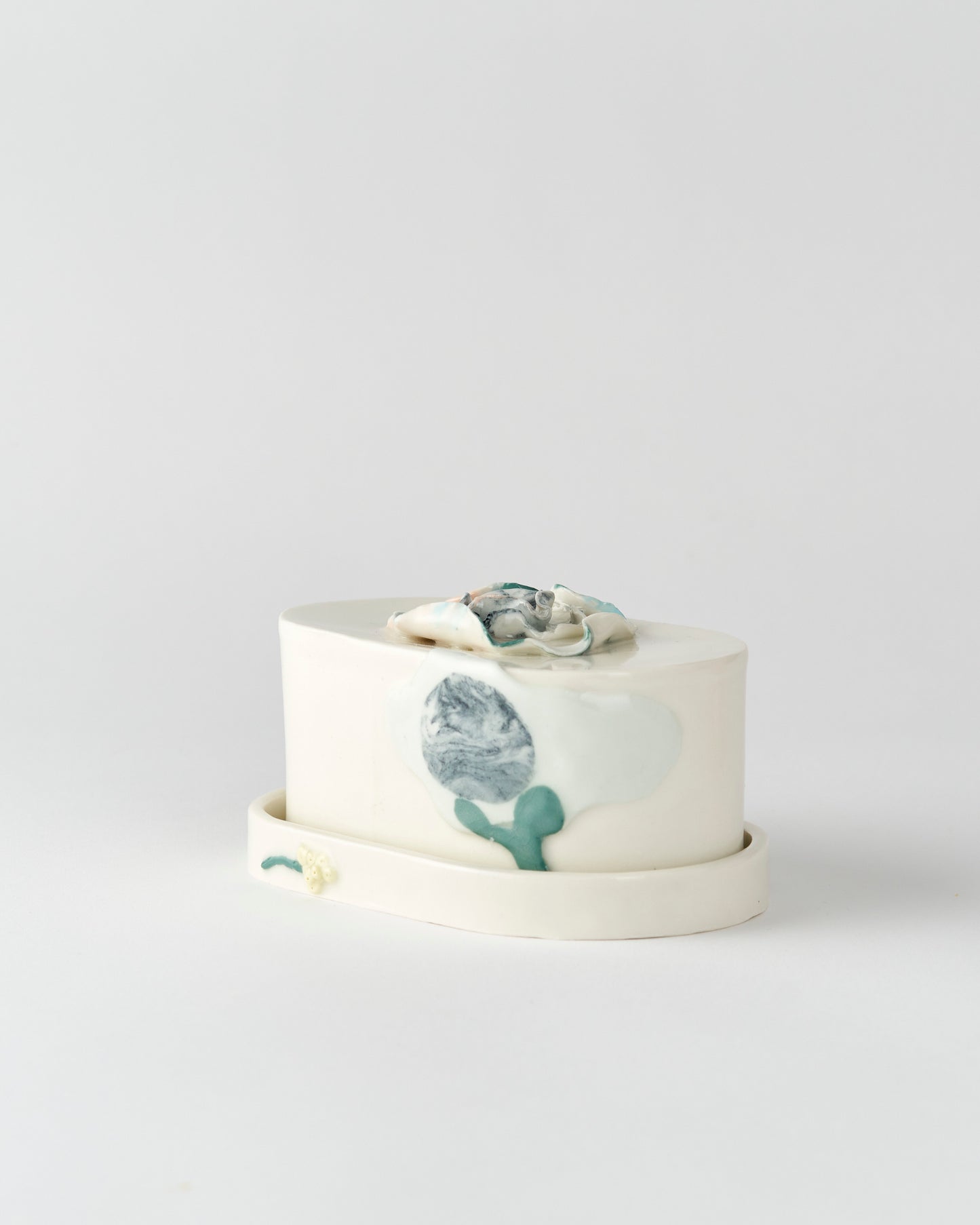 Marie Priour / Forget me not / Butter Dish