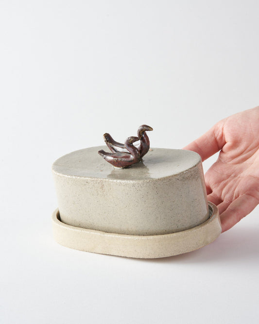 Souvenir / Butter Dish / Le couple