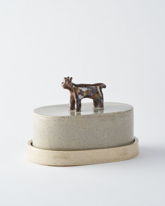 Souvenir / Butter Dish / La chèvre
