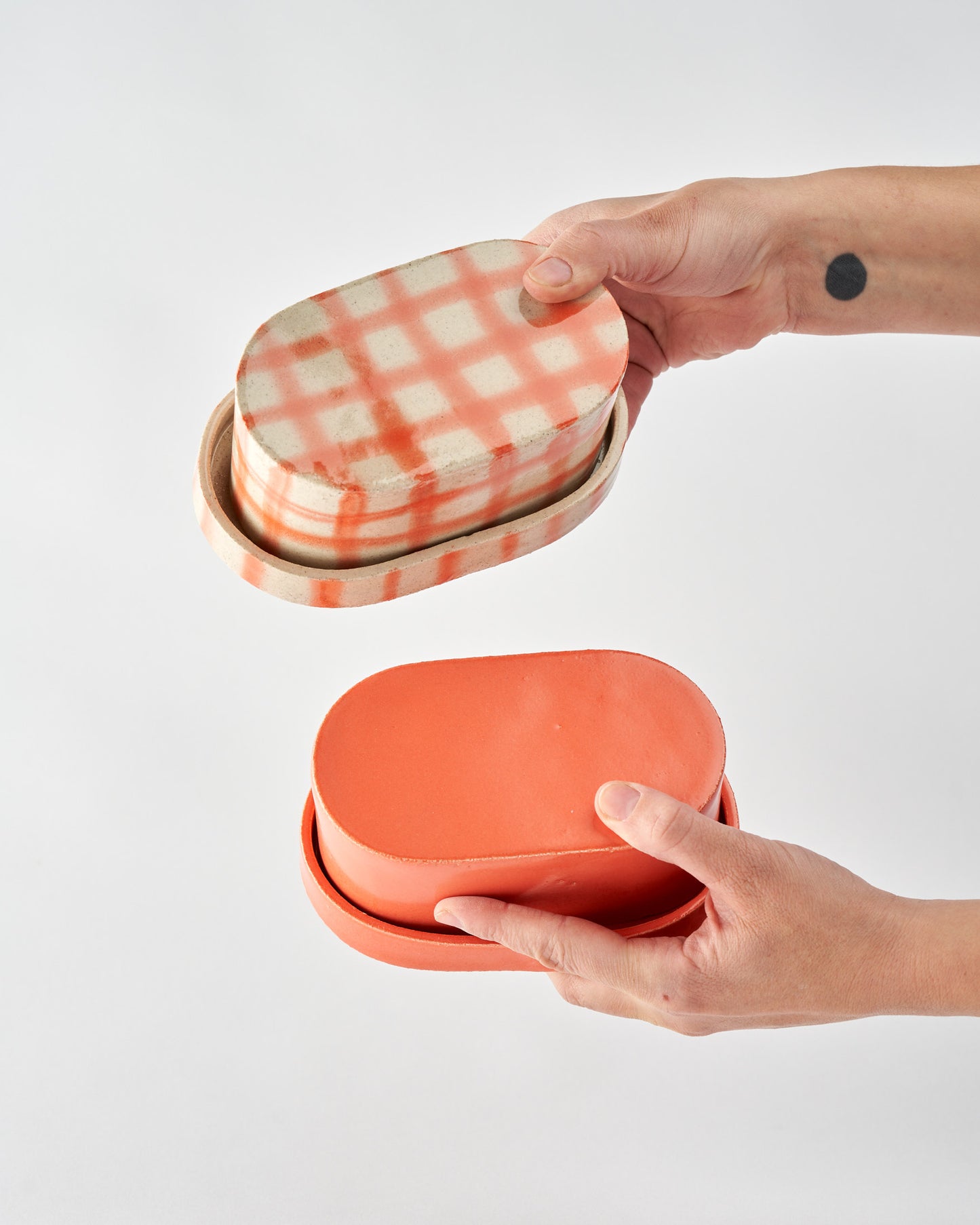 Butter dish / Orange Air Brushed