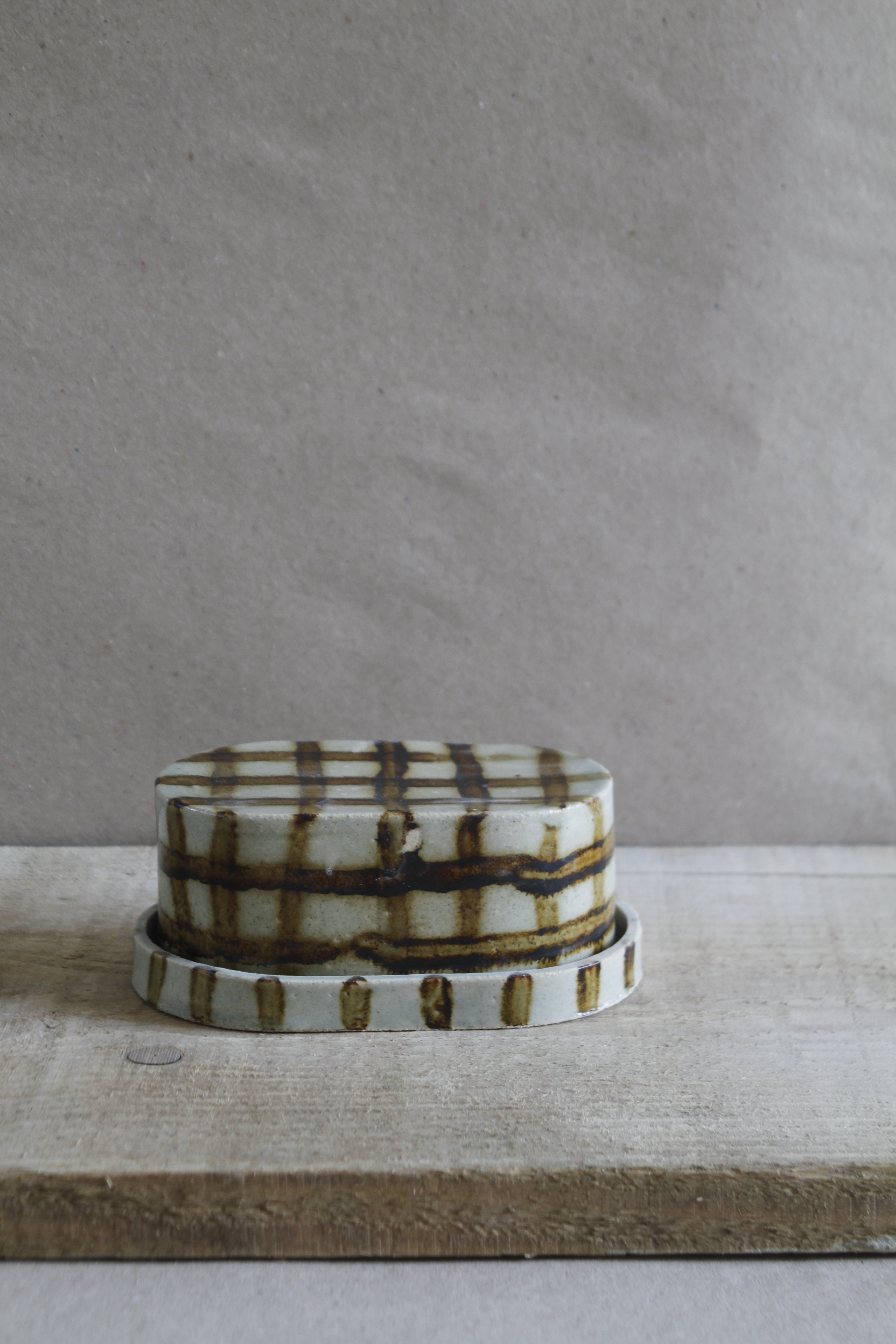 SALE / Butter dish / Reduction Air brush