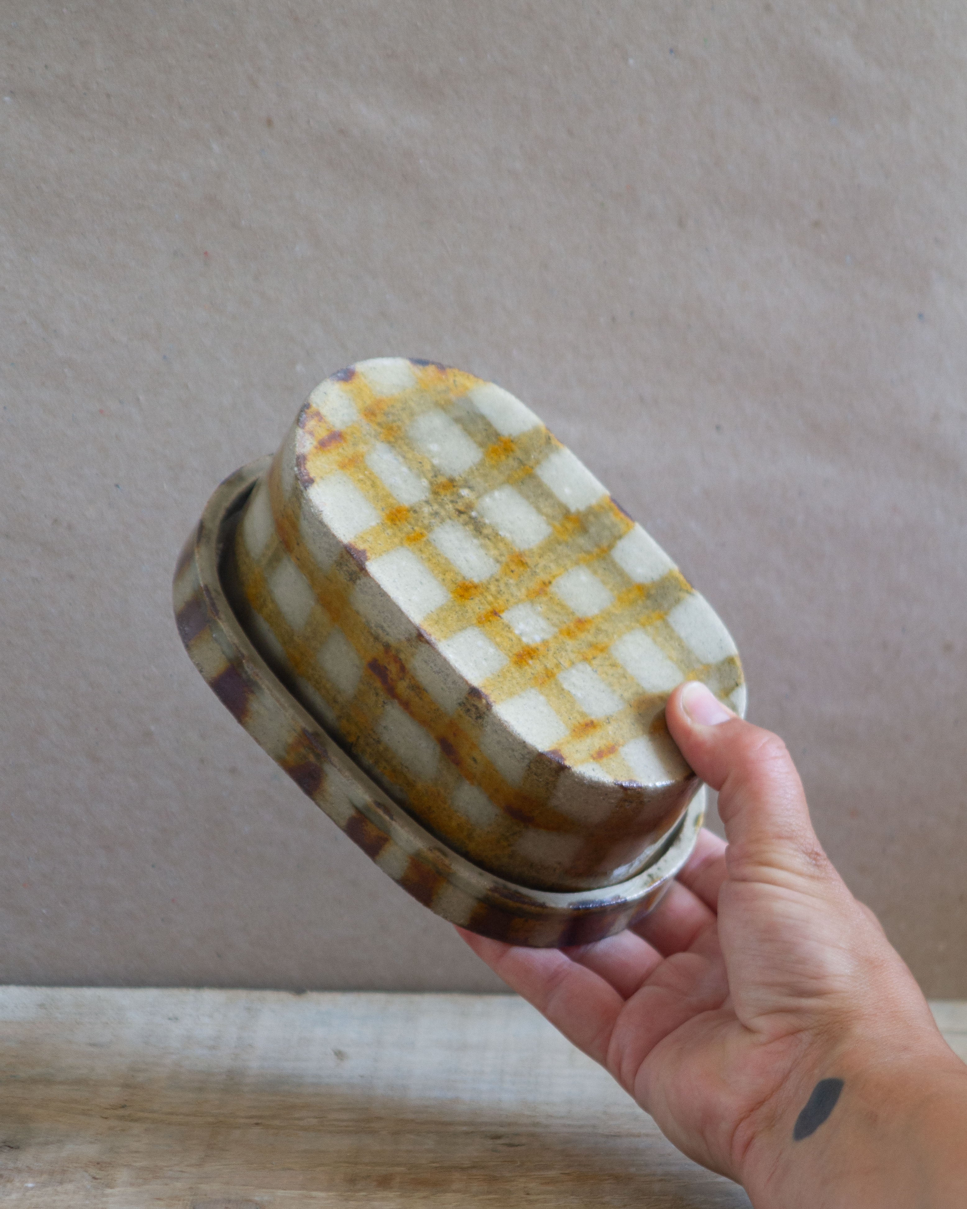 SALE / Butter dish / Reduction Air brush