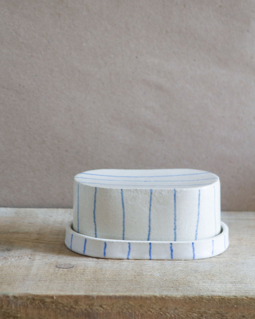 SALE / Butter dish / White