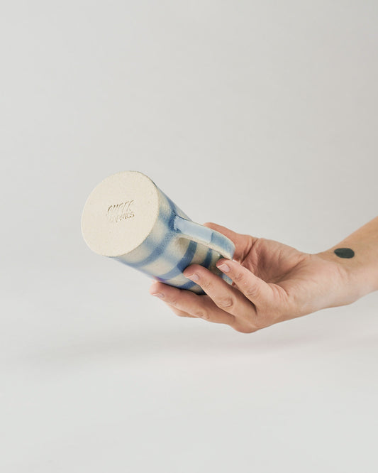 Small Pourer / Brushed Grid